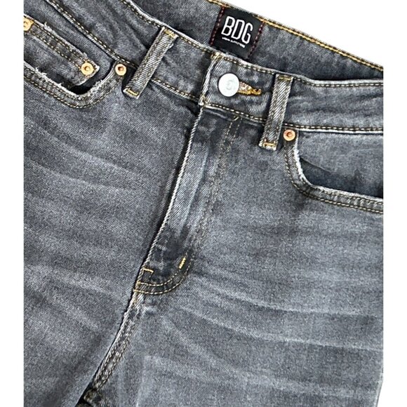 BDG UO Girlfriend High Waist Jeans in Washed Black Size 26 - Picture 5 of 6